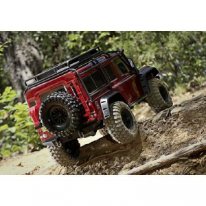 Traxxas Landrover Defender Brushed RC modellautó Elektro Crawler 4WD RtR 2,4 GHz