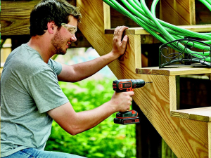 Black & Decker BDCDC18KB-QW akkus fúró-csavarozó akku és töltő nélkül