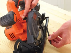 Black & Decker BDCCS18N-XJ akkus körfűrész